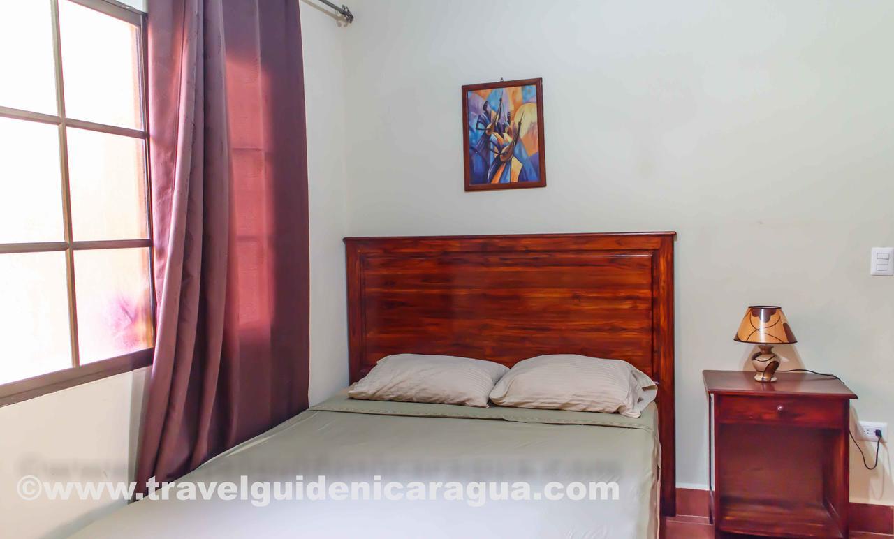 Fullmoon Hotel Granada Room photo